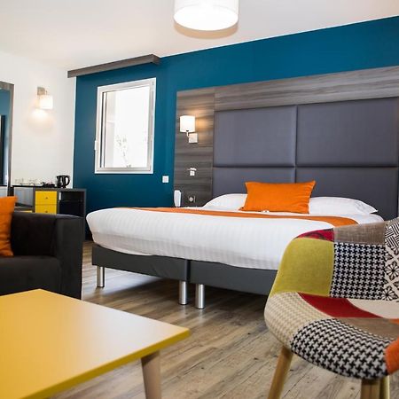 Le Domaine Des Oliviers Hotell Pierrelatte Exteriör bild