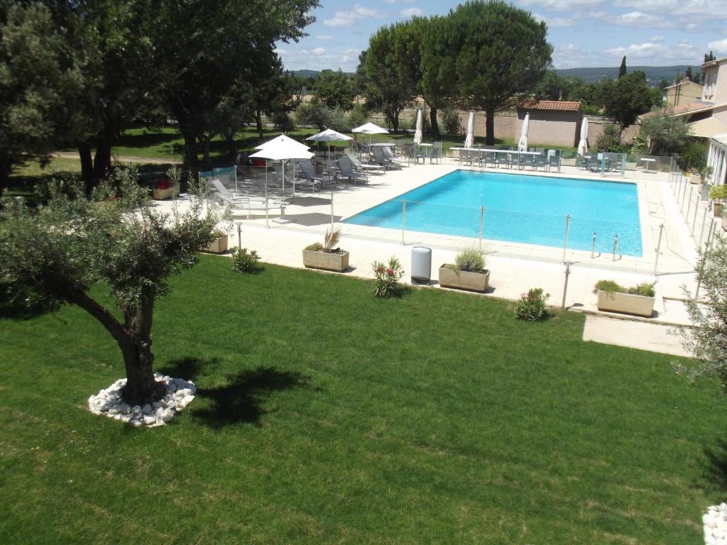 Le Domaine Des Oliviers Hotell Pierrelatte Rum bild
