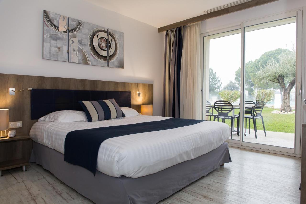 Le Domaine Des Oliviers Hotell Pierrelatte Exteriör bild